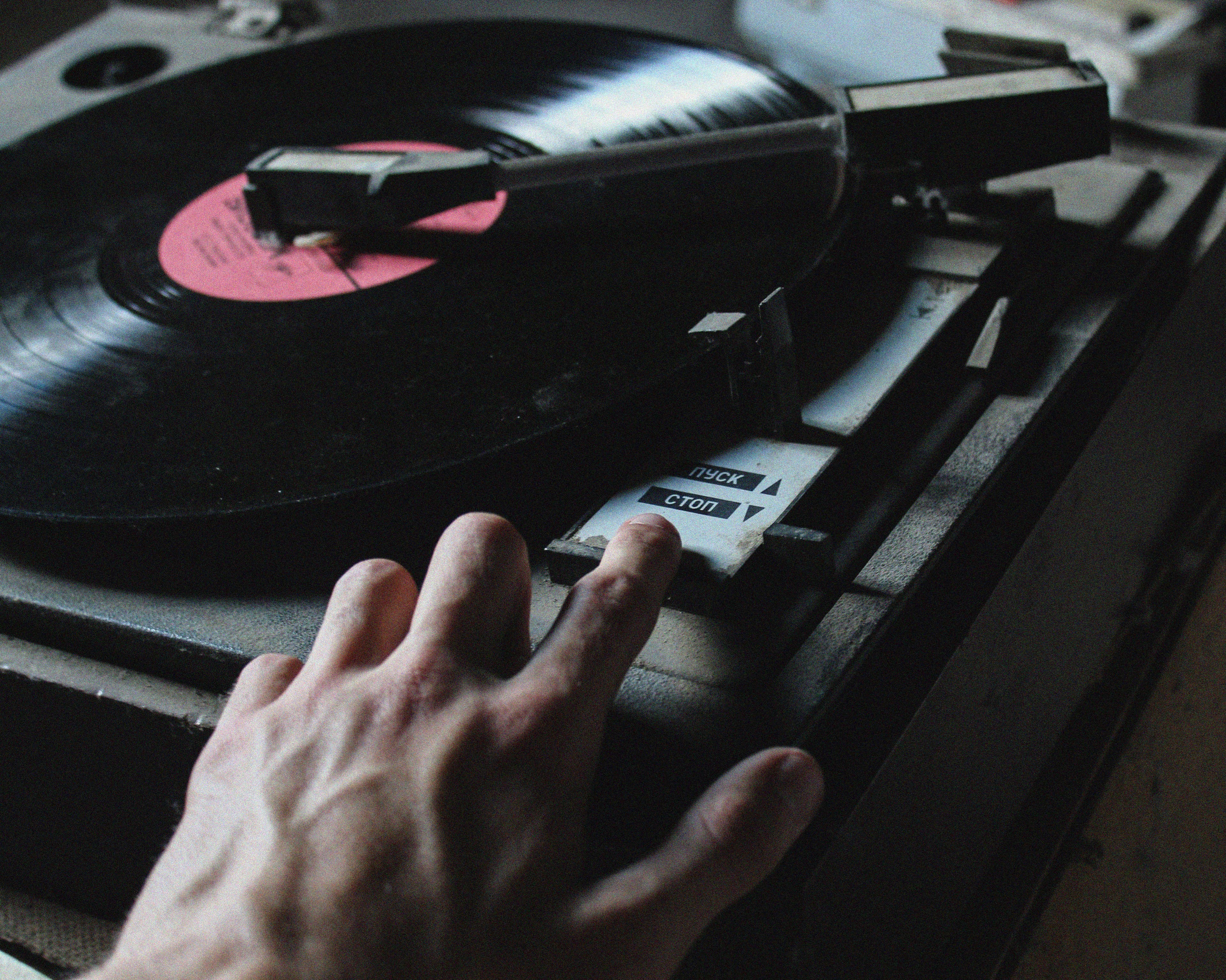 Work 04 — Groovo